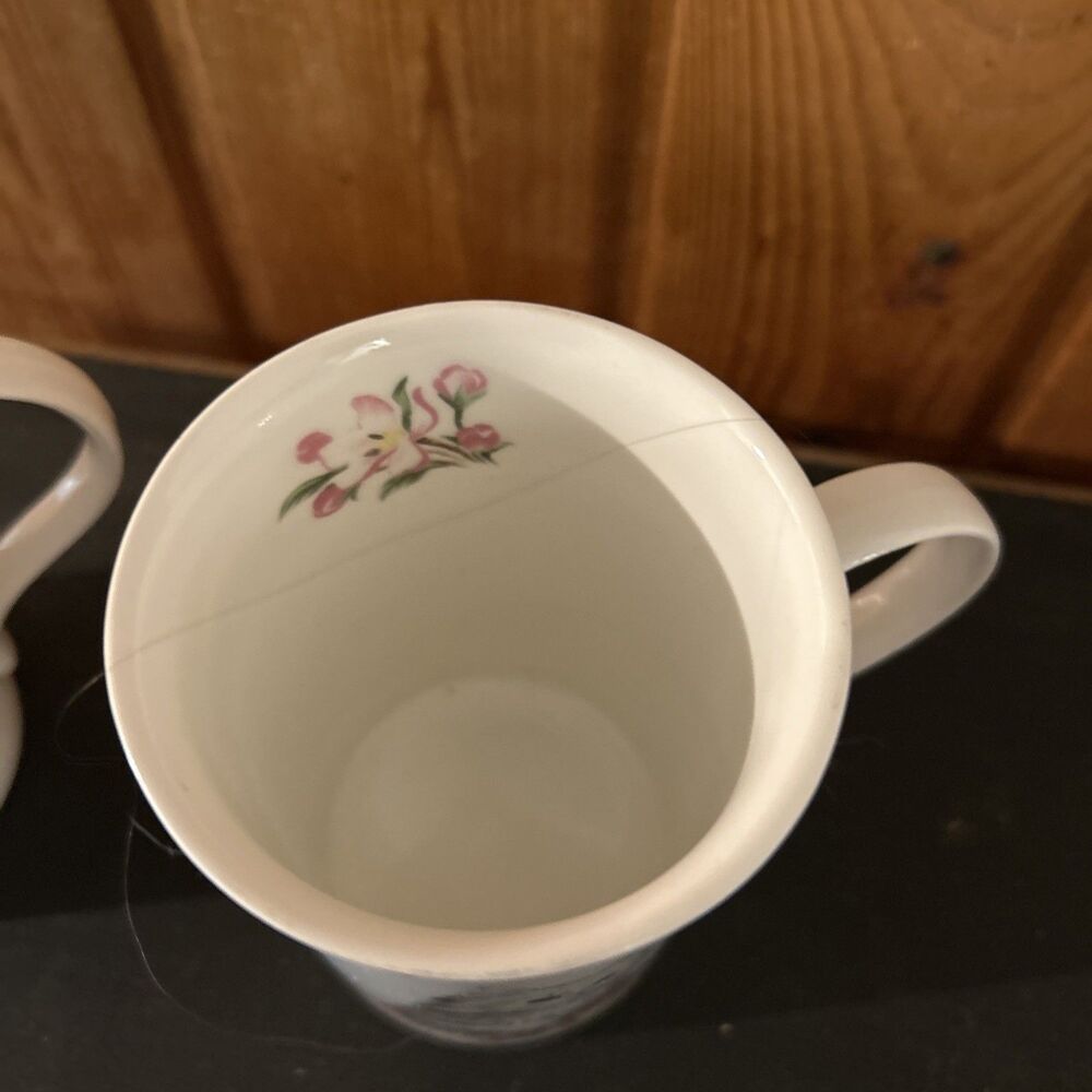 Vintage Crown Trent Kittens in the Garden Mugs Fine Bone China England Set of 3 - Picture 7 of 11